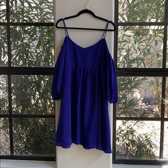 Anthropology purple/blue off the shoulder sleeves - Picture 2 of 2